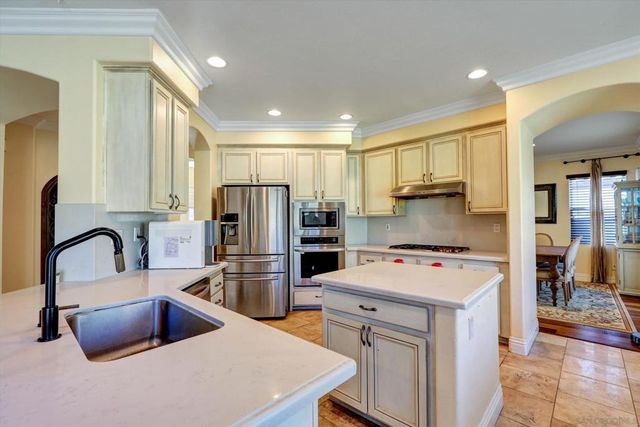 2493 Crooked Trail Rd, Chula Vista, CA 91914