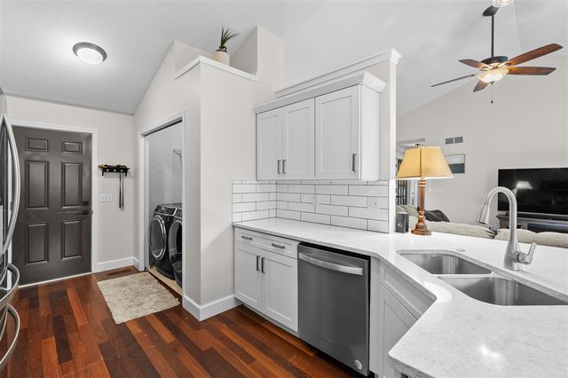 25015 Silver Oaks Boulevard, Mattawan, MI 49071