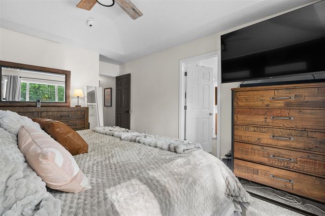 25015 Silver Oaks Boulevard, Mattawan, MI 49071