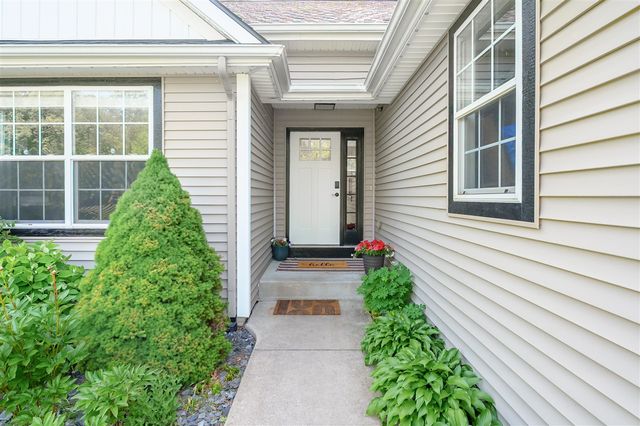 25015 Silver Oaks Boulevard, Mattawan, MI 49071