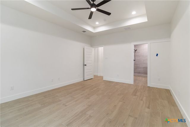 12 Meadow Oak Court, Wimberley, TX 78676