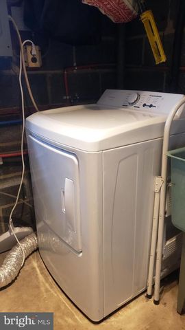 5713 TENNYSON ST, Riverdale, MD 20737