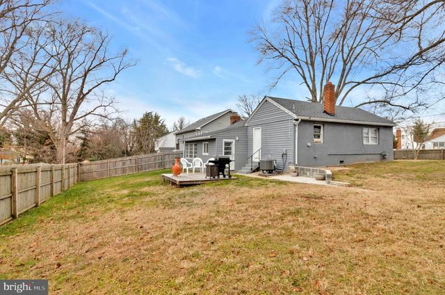 5713 TENNYSON ST, Riverdale, MD 20737