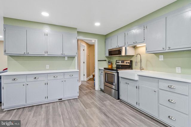 5713 TENNYSON ST, Riverdale, MD 20737