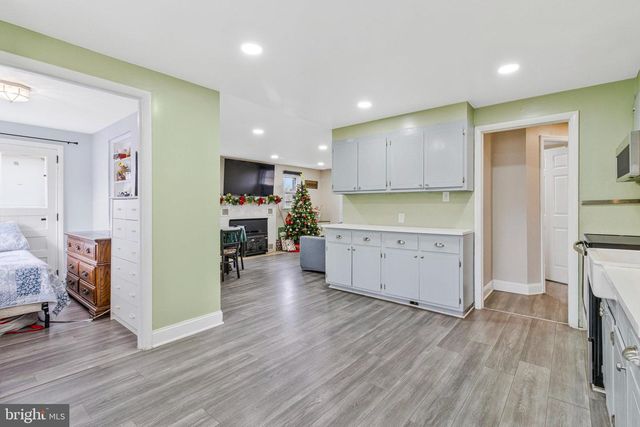 5713 TENNYSON ST, Riverdale, MD 20737