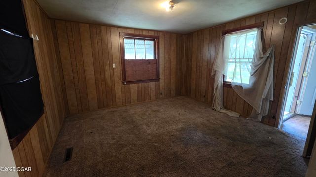 819 S & 819 1/2 Connor Avenue, Joplin, MO 64801