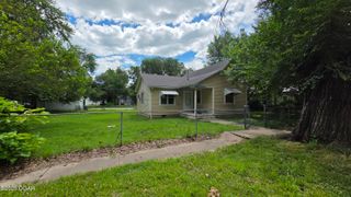 819 S & 819 1/2 Connor Avenue, Joplin, MO 64801