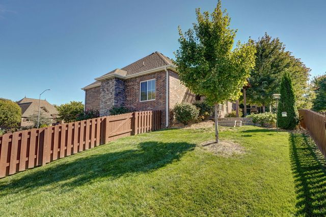 1419 N Rich Hill Circle, Nixa, MO 65714