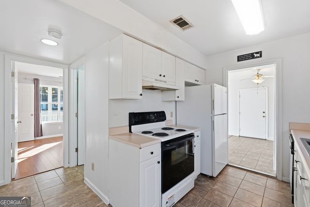 8 Larchmont Court, Savannah, GA 31419