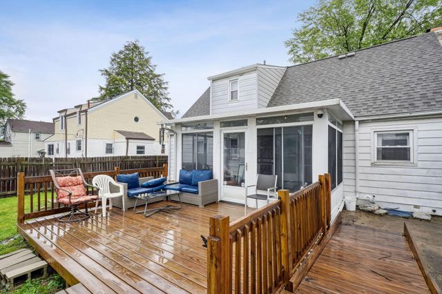 979 Westphal Avenue, Columbus, OH 43227