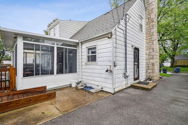 979 Westphal Avenue, Columbus, OH 43227