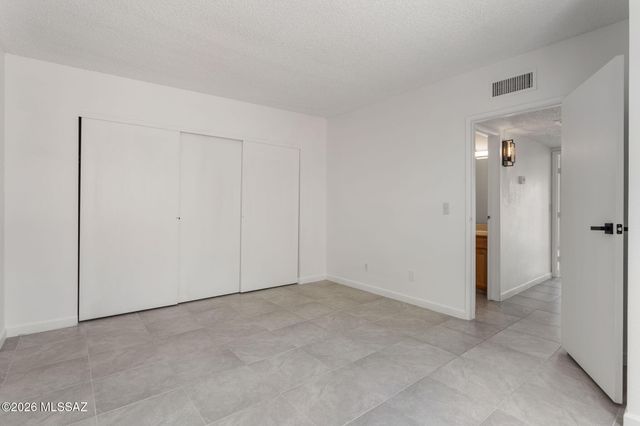 2945 E Windsor Street, Tucson, AZ 85716