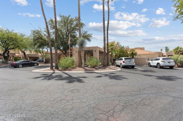2945 E Windsor Street, Tucson, AZ 85716