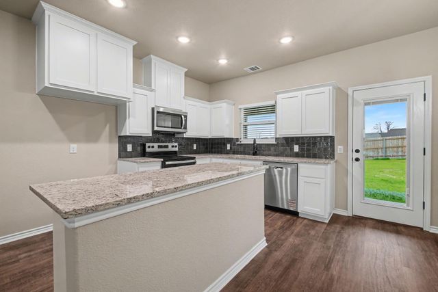 206 Water Well RD, Burnet, TX 78611