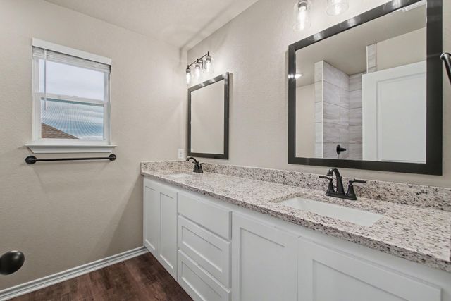 206 Water Well RD, Burnet, TX 78611