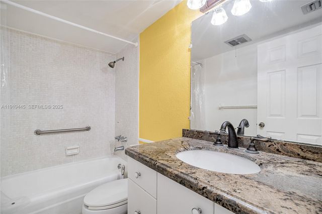 5800 Margate Blvd 812-8, Margate, FL 33063