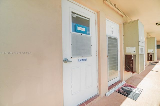 5800 Margate Blvd 812-8, Margate, FL 33063