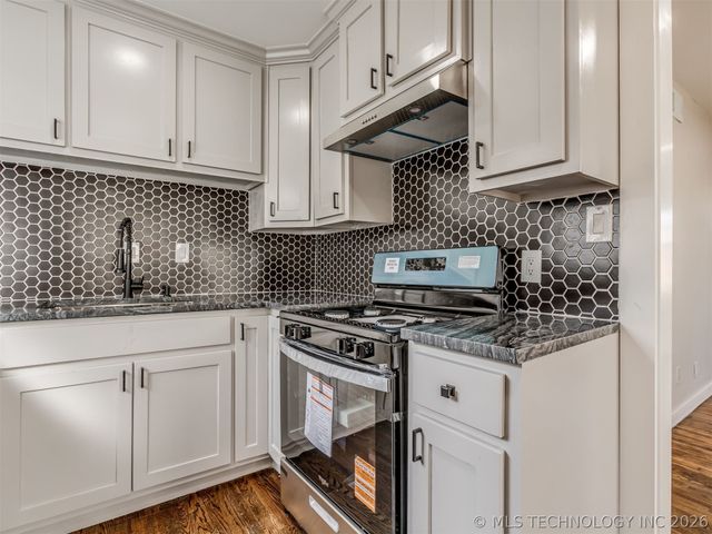 4303 N Frankfort Place, Tulsa, OK 74106