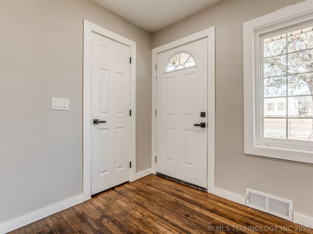 4303 N Frankfort Place, Tulsa, OK 74106