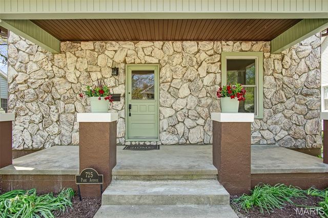 725 Park Avenue, Belleville, IL 62220