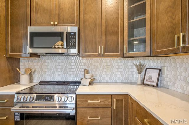 725 Park Avenue, Belleville, IL 62220