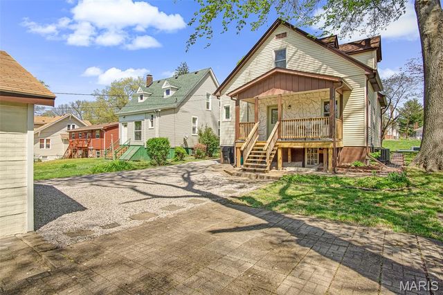 725 Park Avenue, Belleville, IL 62220