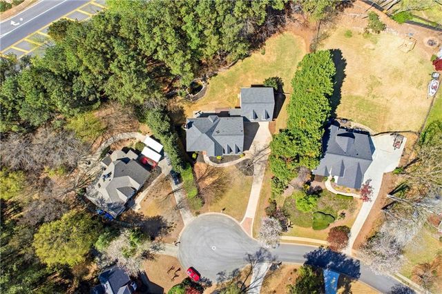 5384 Whitaker Trail NW, Acworth, GA 30101