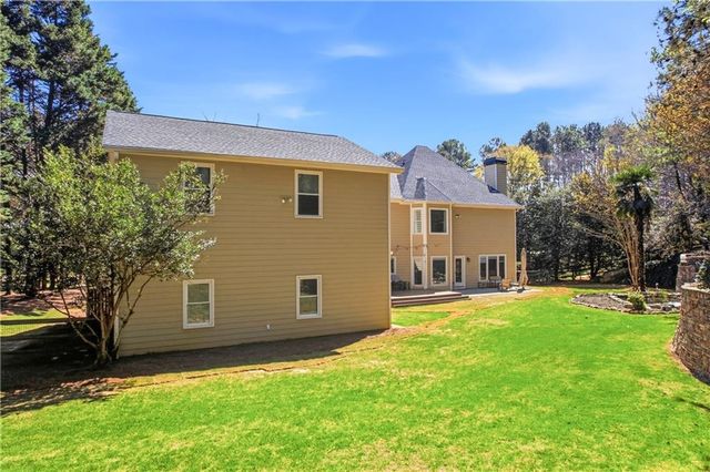 5384 Whitaker Trail NW, Acworth, GA 30101