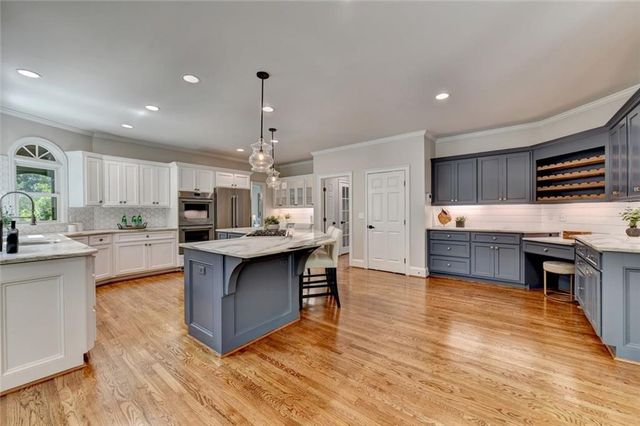4105 Falls Ridge Drive, Johns Creek, GA 30022