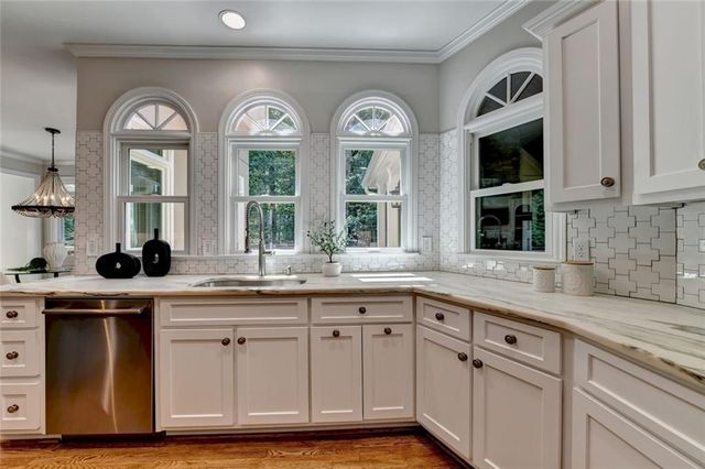 4105 Falls Ridge Drive, Johns Creek, GA 30022