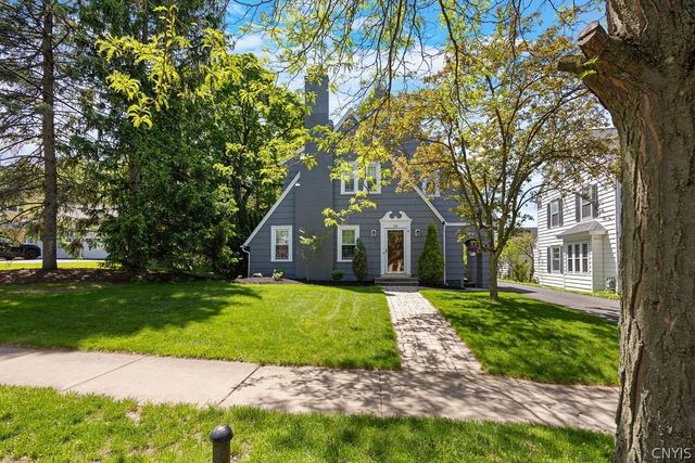 216 Standish Drive, Syracuse, NY 13224