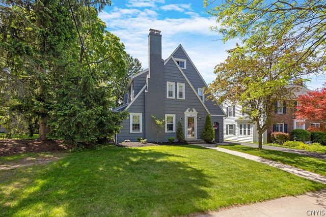 216 Standish Drive, Syracuse, NY 13224