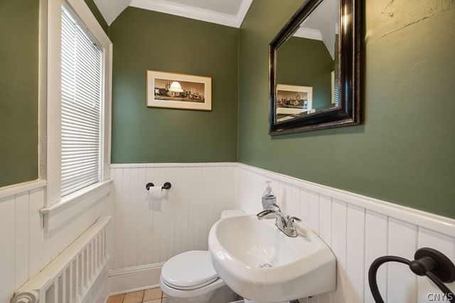 216 Standish Drive, Syracuse, NY 13224