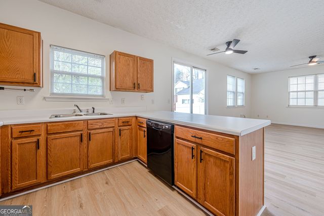 122 Windcroft Lane NW, Acworth, GA 30101