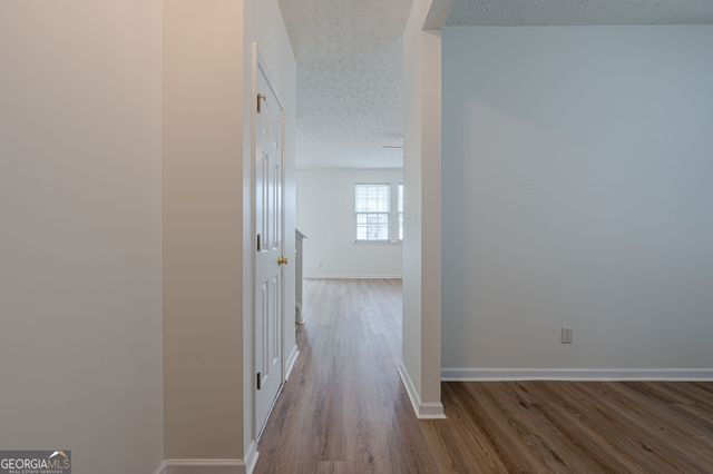 122 Windcroft Lane NW, Acworth, GA 30101