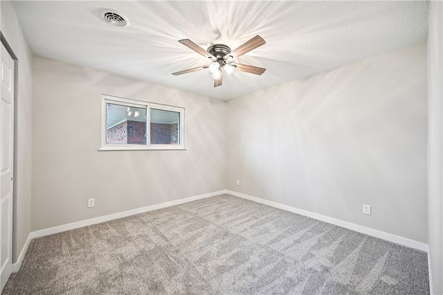 955 Oak Dale Drive, Xenia, OH 45385