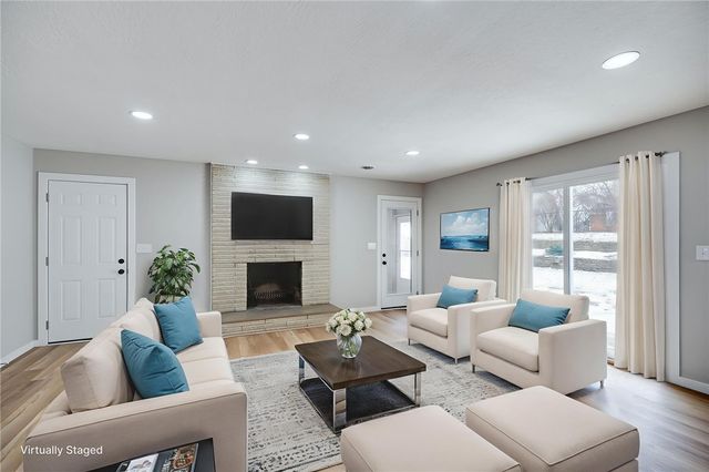 955 Oak Dale Drive, Xenia, OH 45385