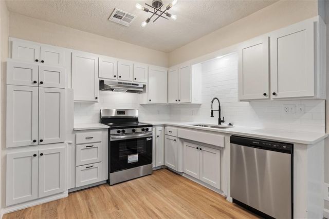 3325 Del Rancho Drive, Del City, OK 73115
