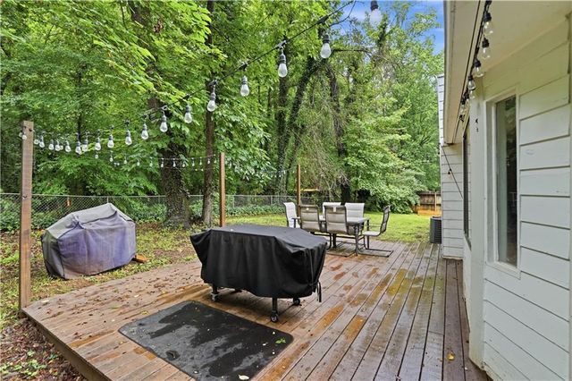 312 Hardwood Lane, Lawrenceville, GA 30044
