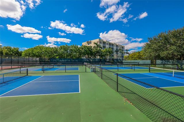 4030 W PALM AIRE Drive 306, Pompano Beach, FL 33069