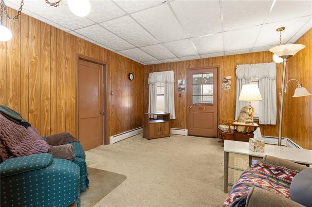 85 Stillwater Road, Smithfield, RI 02917