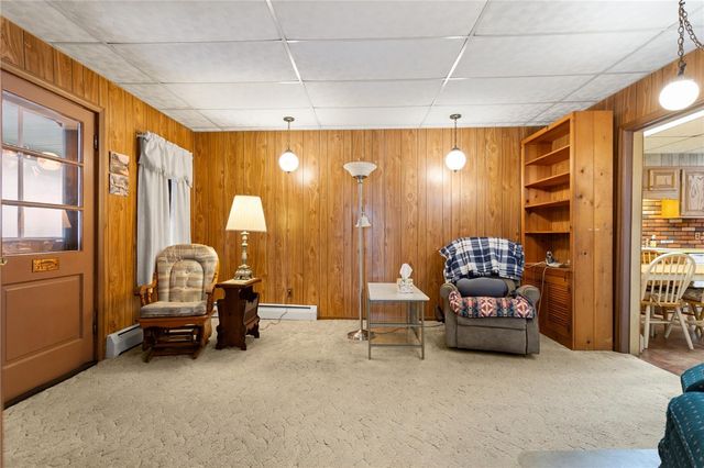 85 Stillwater Road, Smithfield, RI 02917