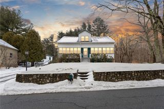 85 Stillwater Road, Smithfield, RI 02917