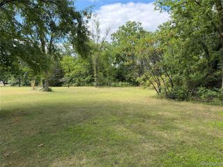 9177 Bemis Road, Ypsilanti, MI 48197