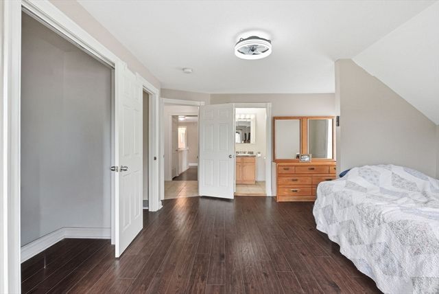 87 Crescent St, Lowell, MA 01851