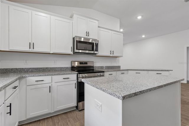 13034 KENT BRADLEY ST ROAD, Dade City, FL 33525