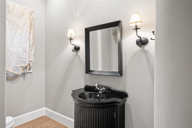 2721 Fenwood Road, Houston, TX 77005