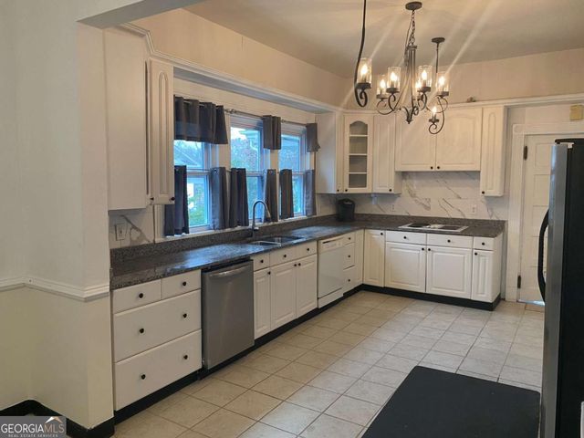 1029 S Elm Street, Commerce, GA 30529