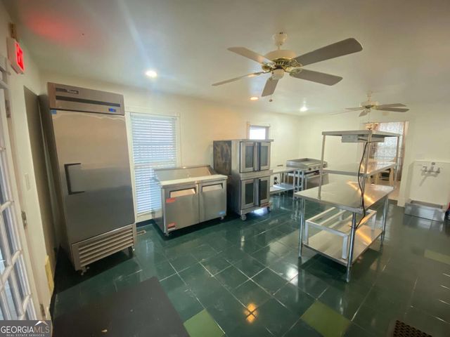 1029 S Elm Street, Commerce, GA 30529
