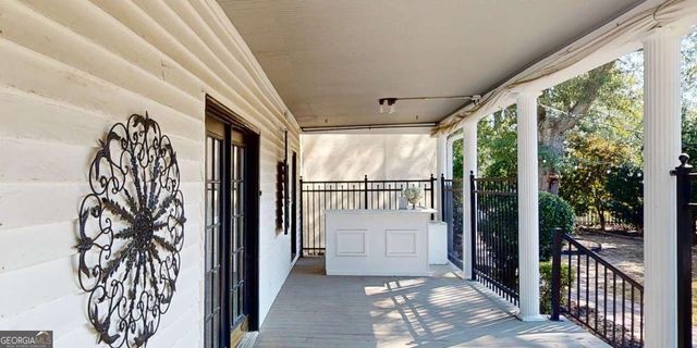 1029 S Elm Street, Commerce, GA 30529